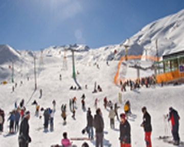 Iran, Tehran, Dizin ski resort