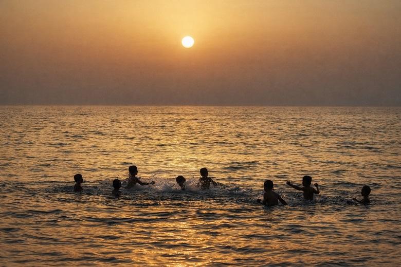 Swimming in Persian Gulf (Genaveh to Bandarabbas)