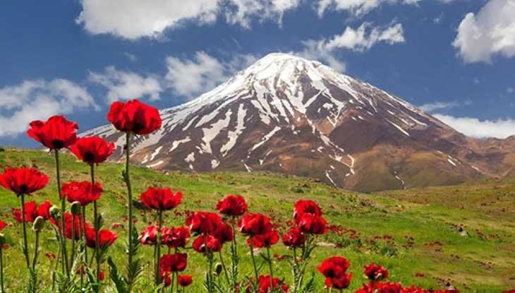 Mount Damavand trekking tour from Northern flank