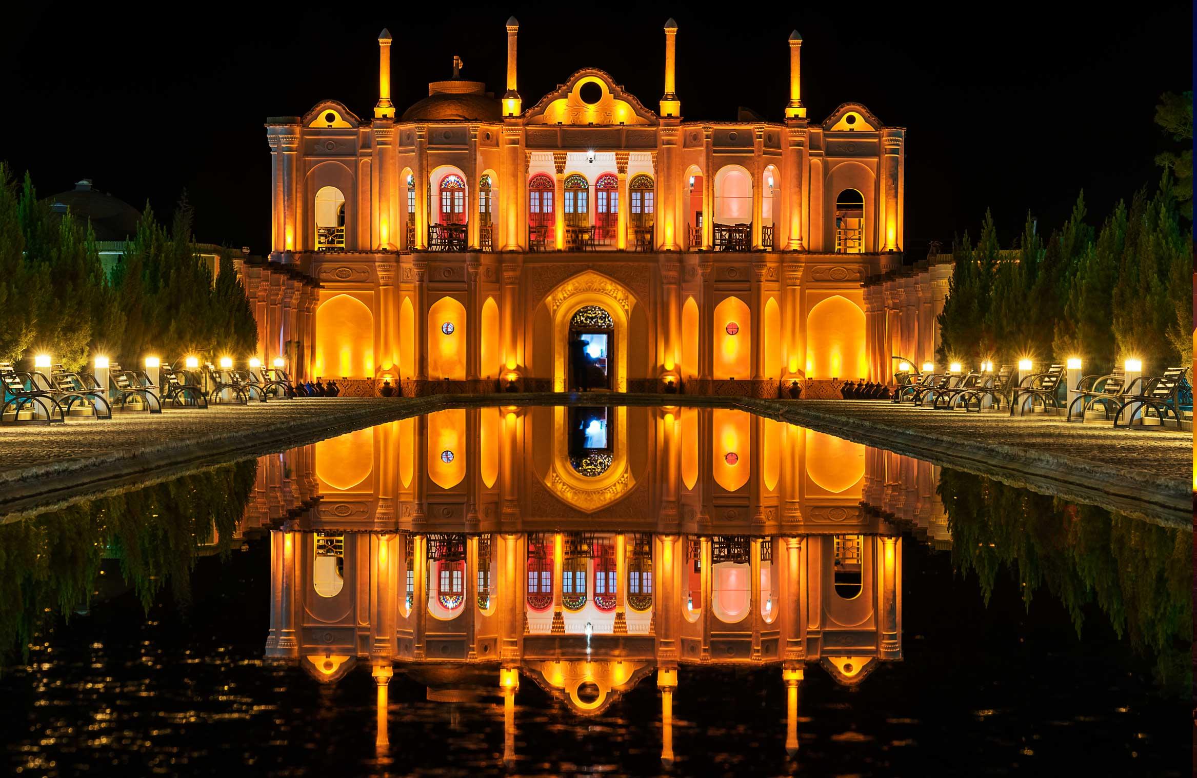 Fath-Abad Garden Night Experience